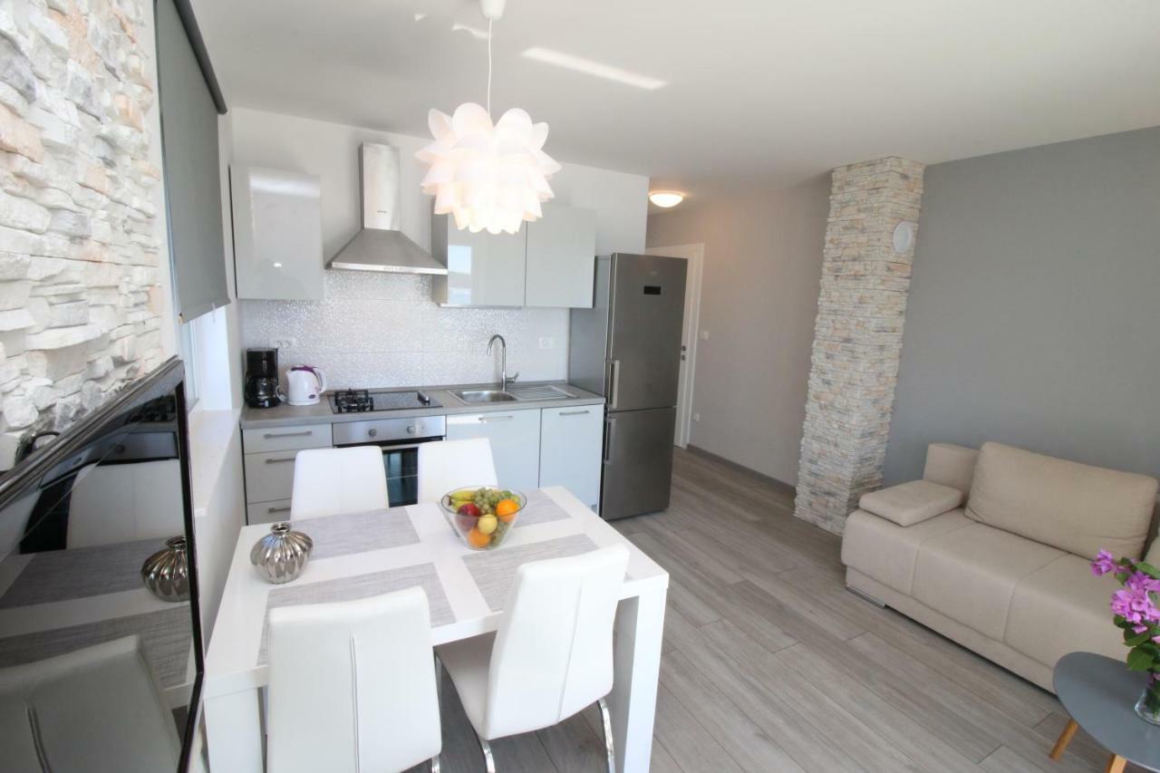 Apartments Silver Beauty Rogoznica  Exterior foto